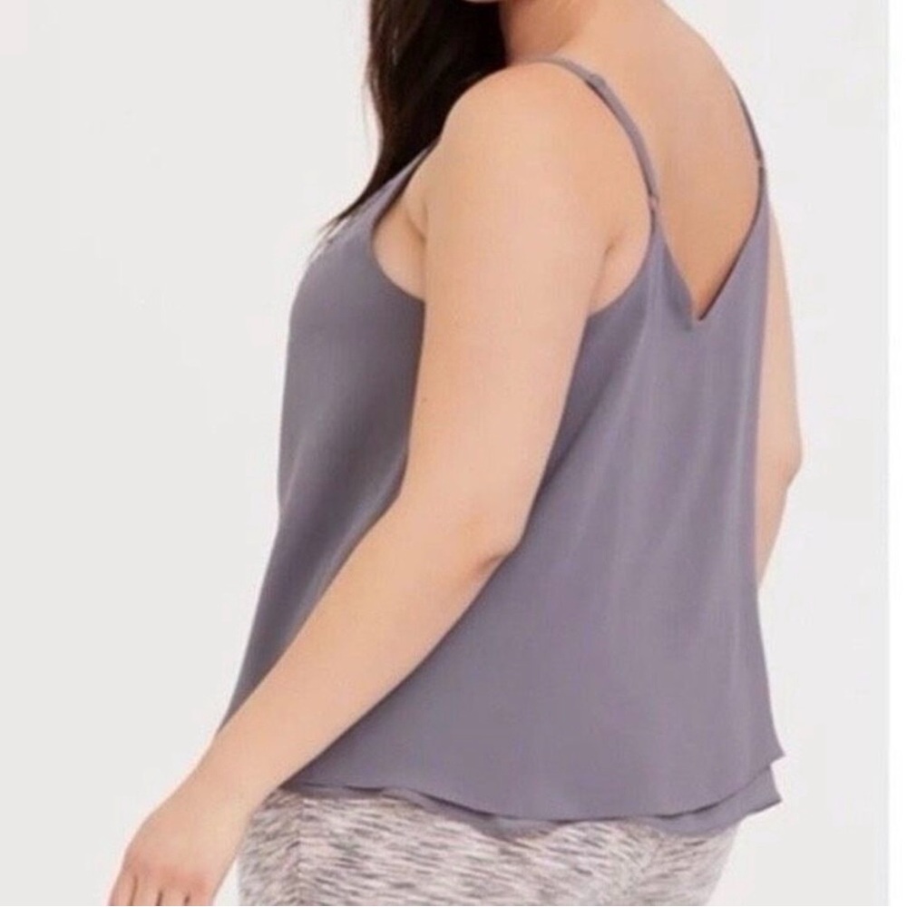 Torrid Gray Camisole with Lace Detail Women’s Size 1x - Picture 2 of 7